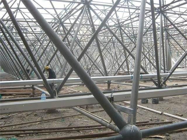 广西盘点螺栓球网架对选材方面的4点要求
